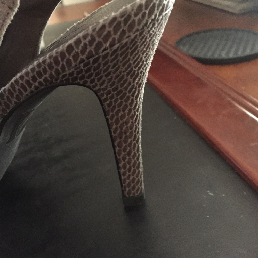 Moda Shoes - Picture 5 of 6